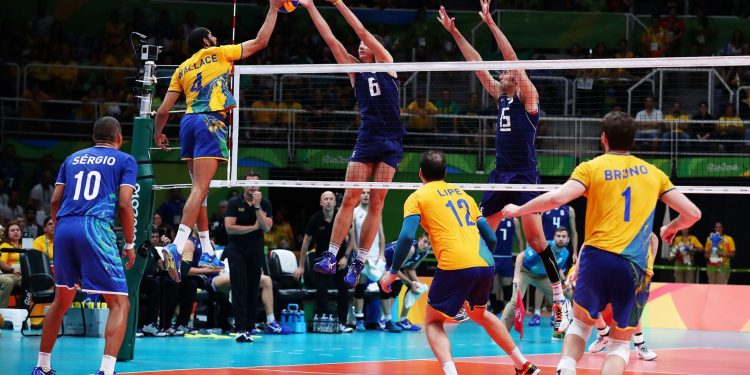 تاريخ موجز عن الكرة الطائرة