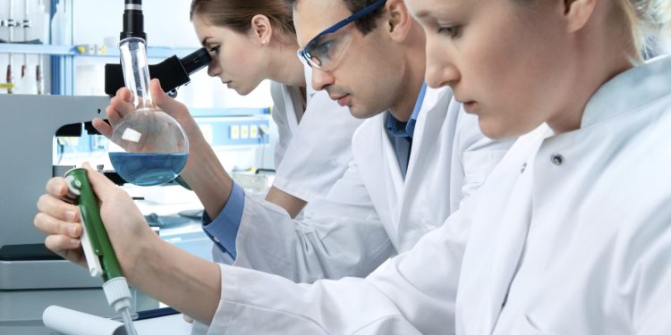 هل الرجال أذكى من النساء ؟