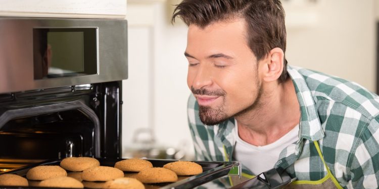 هل اشتمام رائحة طعامك يزيد من وزنك؟